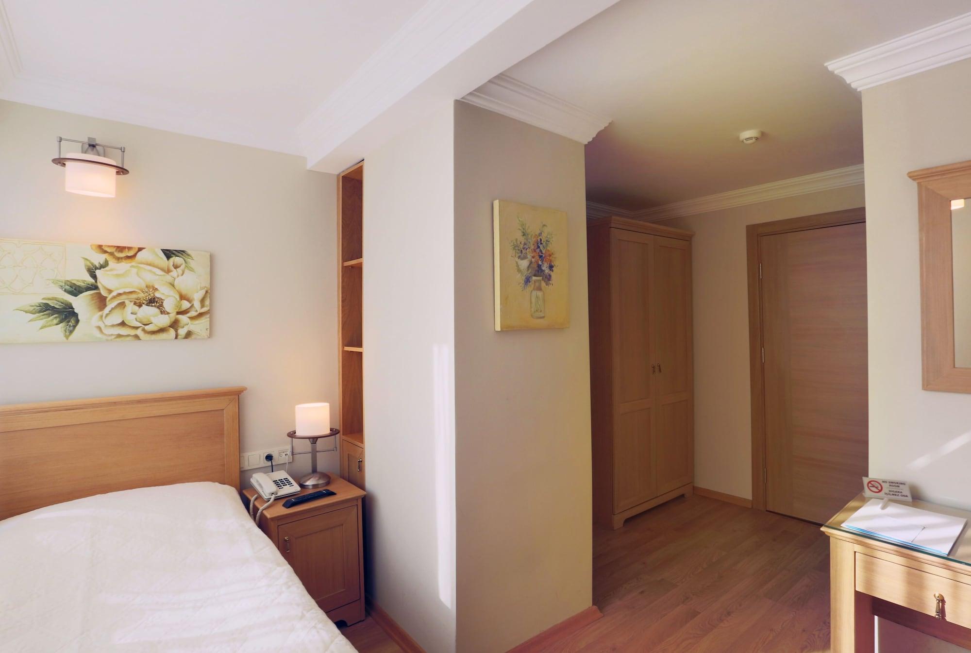 Hotel Expocity Isztambul Kültér fotó