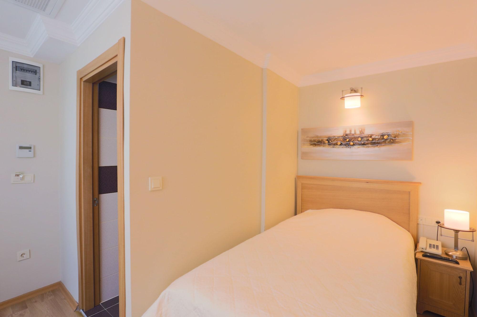 Hotel Expocity Isztambul Kültér fotó