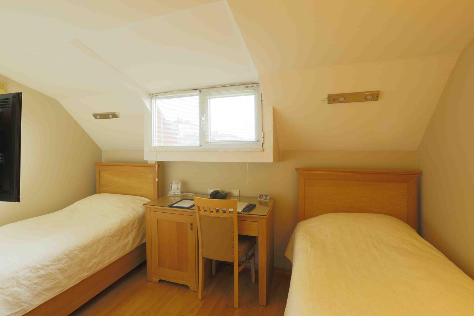 Hotel Expocity Isztambul Kültér fotó